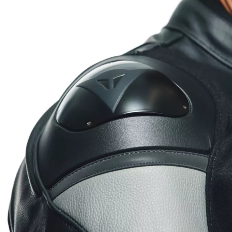 Veste moto cuir Dainese Racing 4 pas cher sur Moto Degriffbike