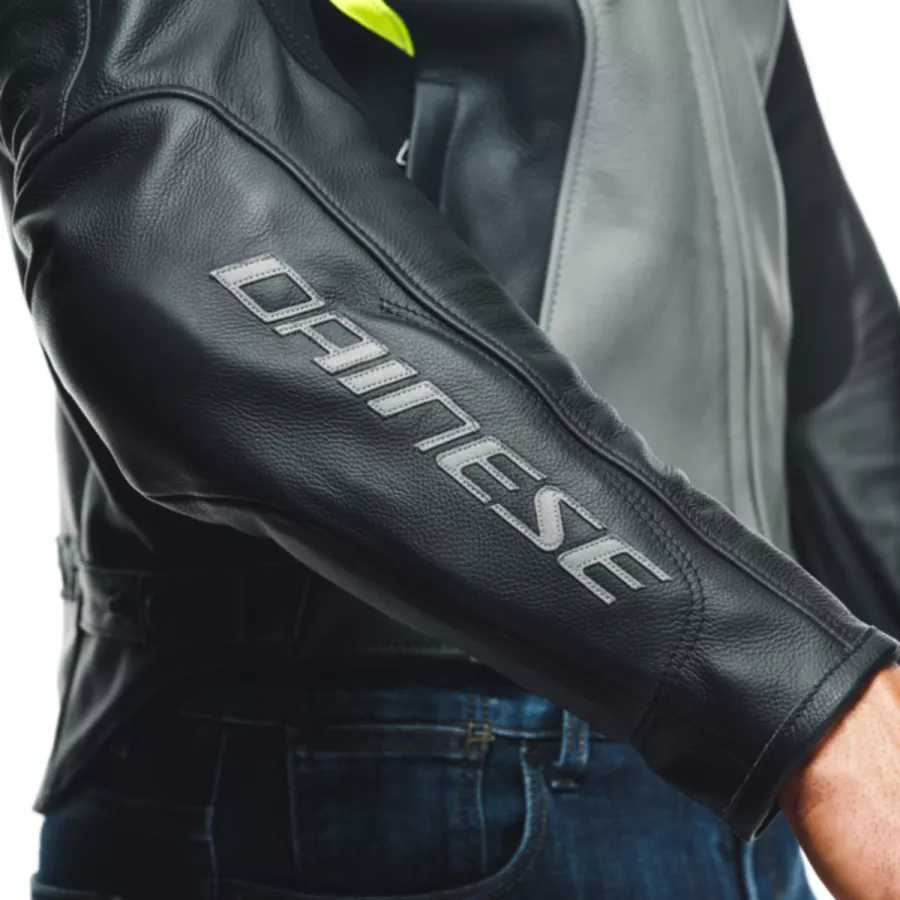 Veste moto cuir Dainese Racing 4 pas cher sur Moto Degriffbike