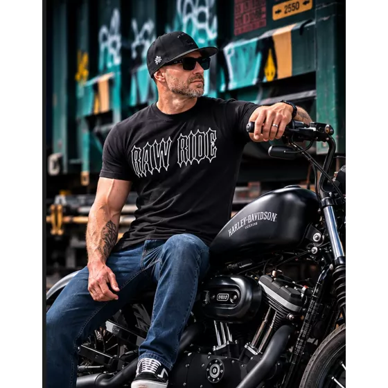 Biker T-Shirt Raw Ride nachtleuchtend Skull Glow degriffbike.ch