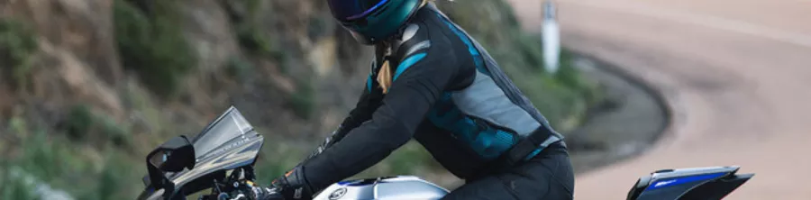 Veste moto cuir femme – Protection & style assuré