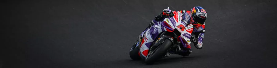 Casques Moto Racing : Performance et Sécurité