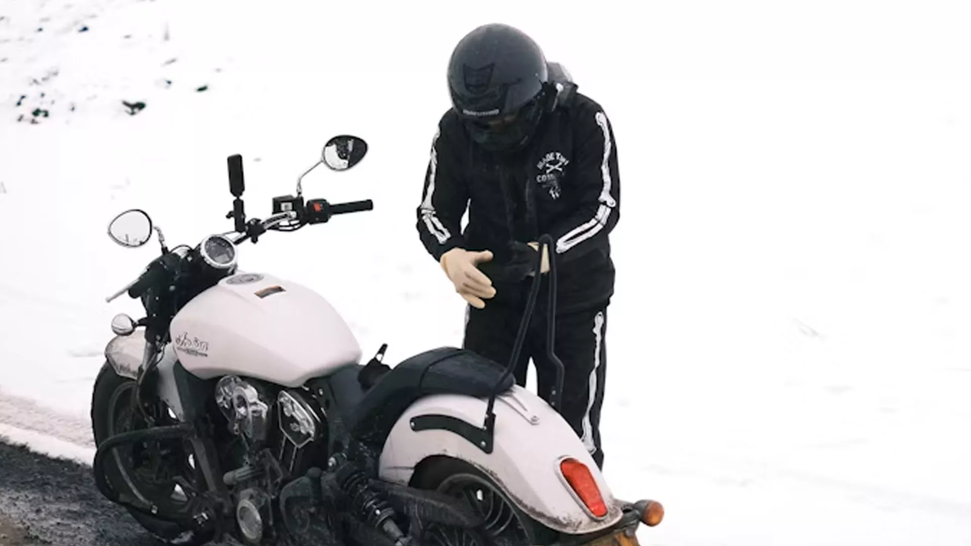 Wie wählt man die richtigen Motorradhandschuhe für den Winter?