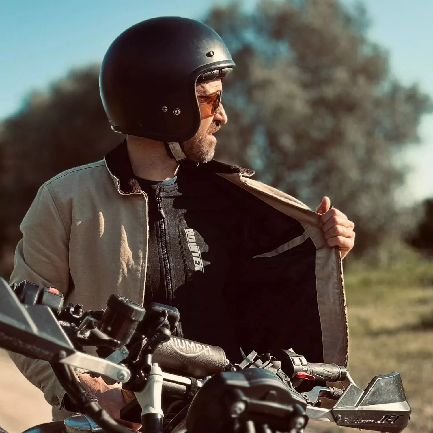 Équipement moto textile : l'alliance du style et de la technique pour protéger les motards d'aujourd'hui